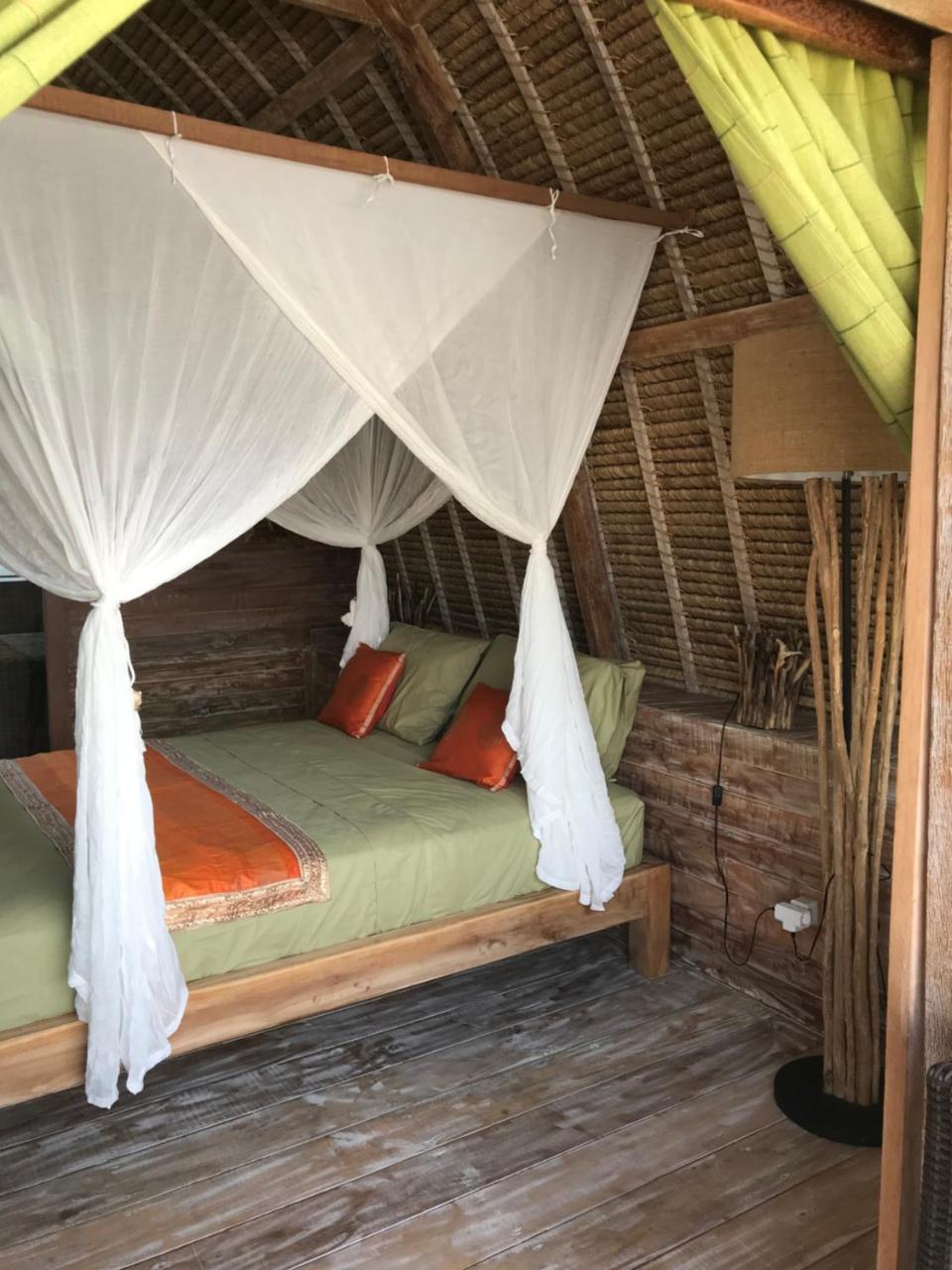 Alam Karang Hotel Gili Gede Exterior foto