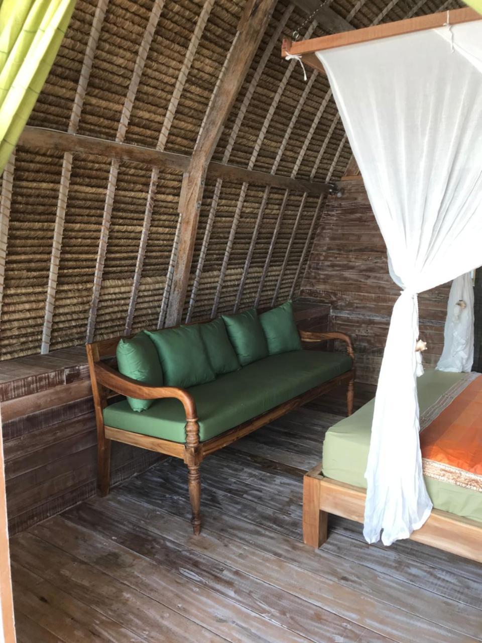 Alam Karang Hotel Gili Gede Exterior foto