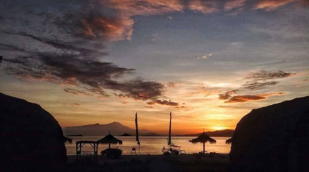 Alam Karang Hotel Gili Gede Exterior foto