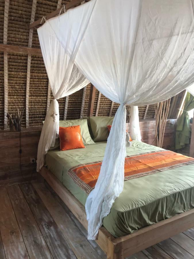 Alam Karang Hotel Gili Gede Exterior foto